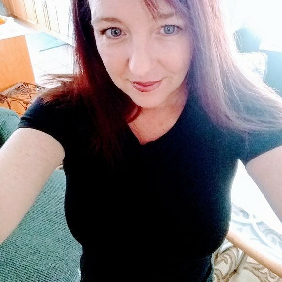 Meet your Posher, Donna - Picture 1 of 1